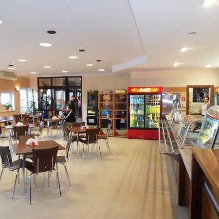 Motel Boczow-Polmax Eksteriør billede